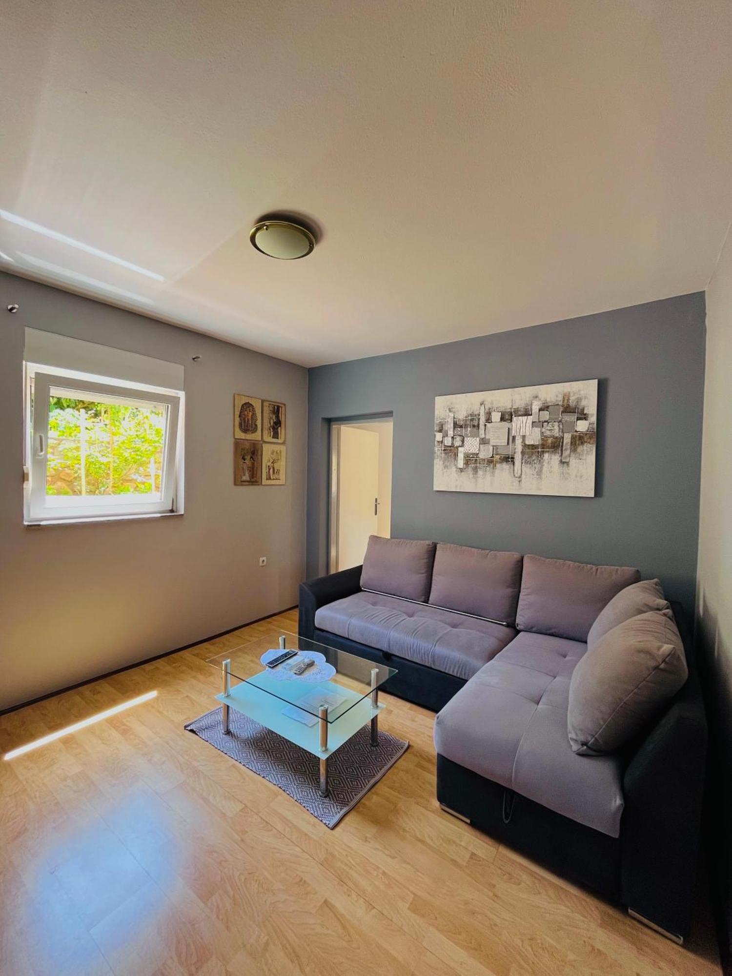 Apartment Ivana Сень Екстер'єр фото